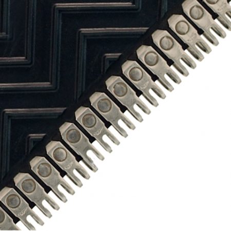 8435: 3 Ply Continuous Chevron C/W Alligator Rivet Fastner suit Case IH (US Made Belt)